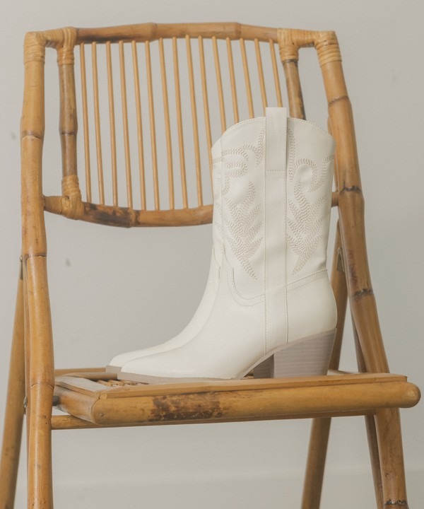 SEPHIRA Oasis Society Embroidered Short Boot