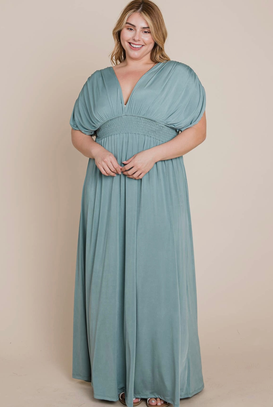 Plus Size Solid Maxi Dress with Ruched Sleeves