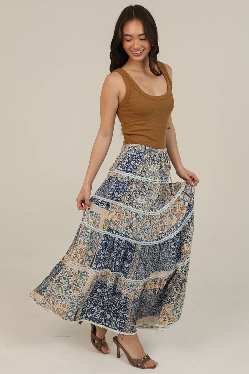 TIERED A LINE PRINTED MAXI SKIRT WITH LACE TRIMS