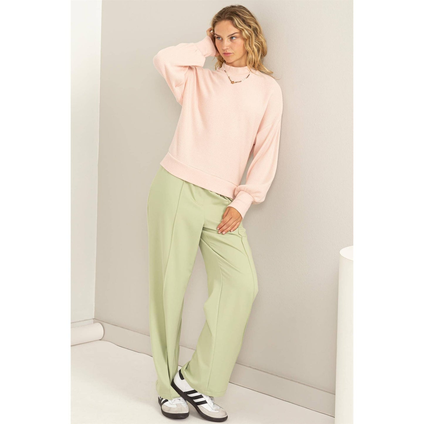 RIBBED BALLOON SLEEVE TOP