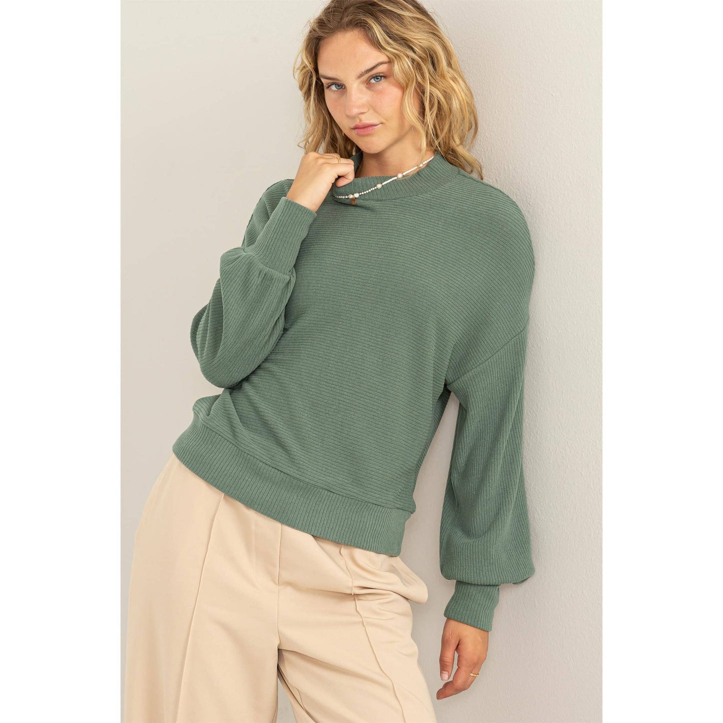RIBBED BALLOON SLEEVE TOP