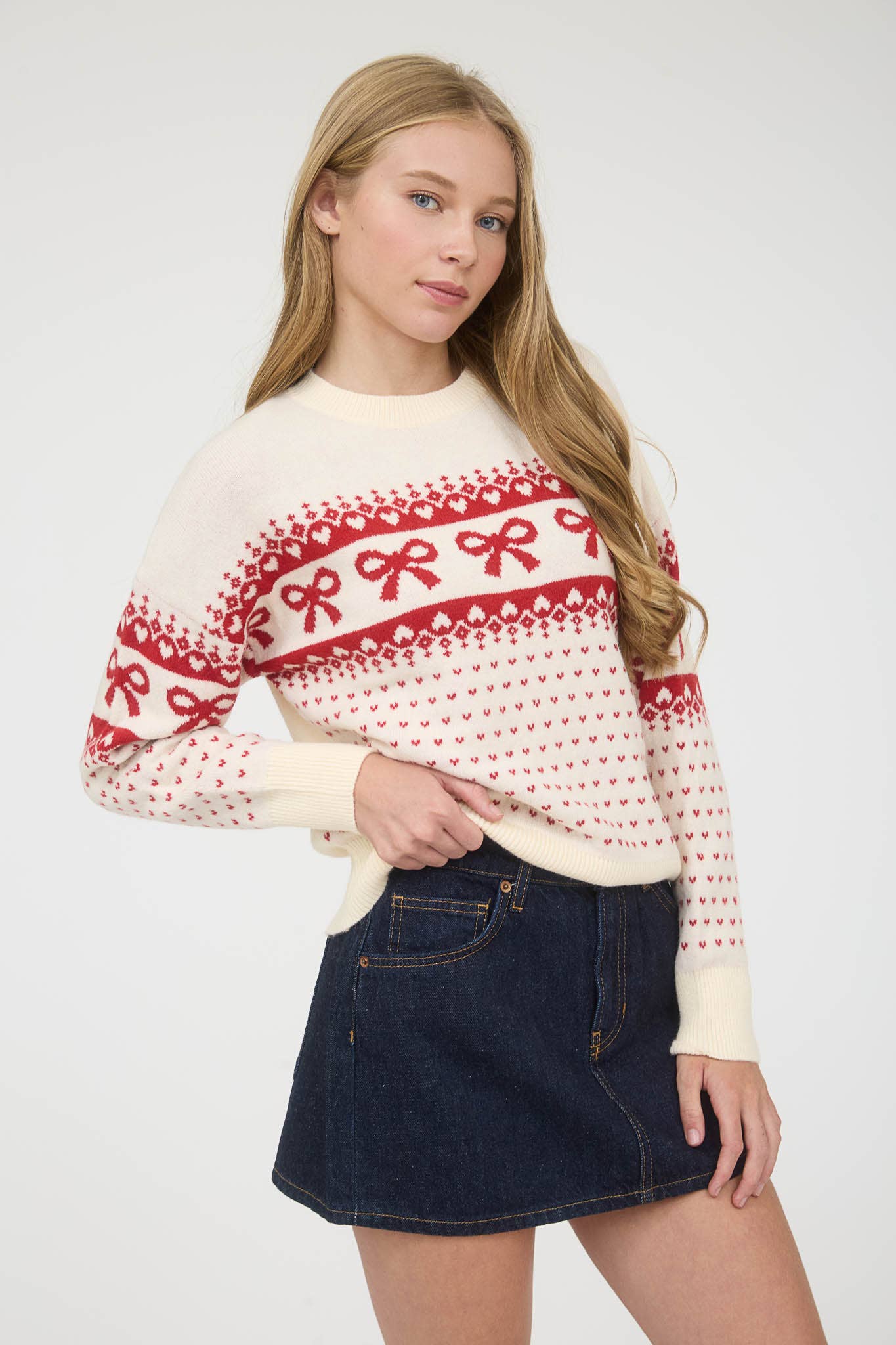 BOW AND HEART JACQUARD KNIT PULLOVER SWEATER