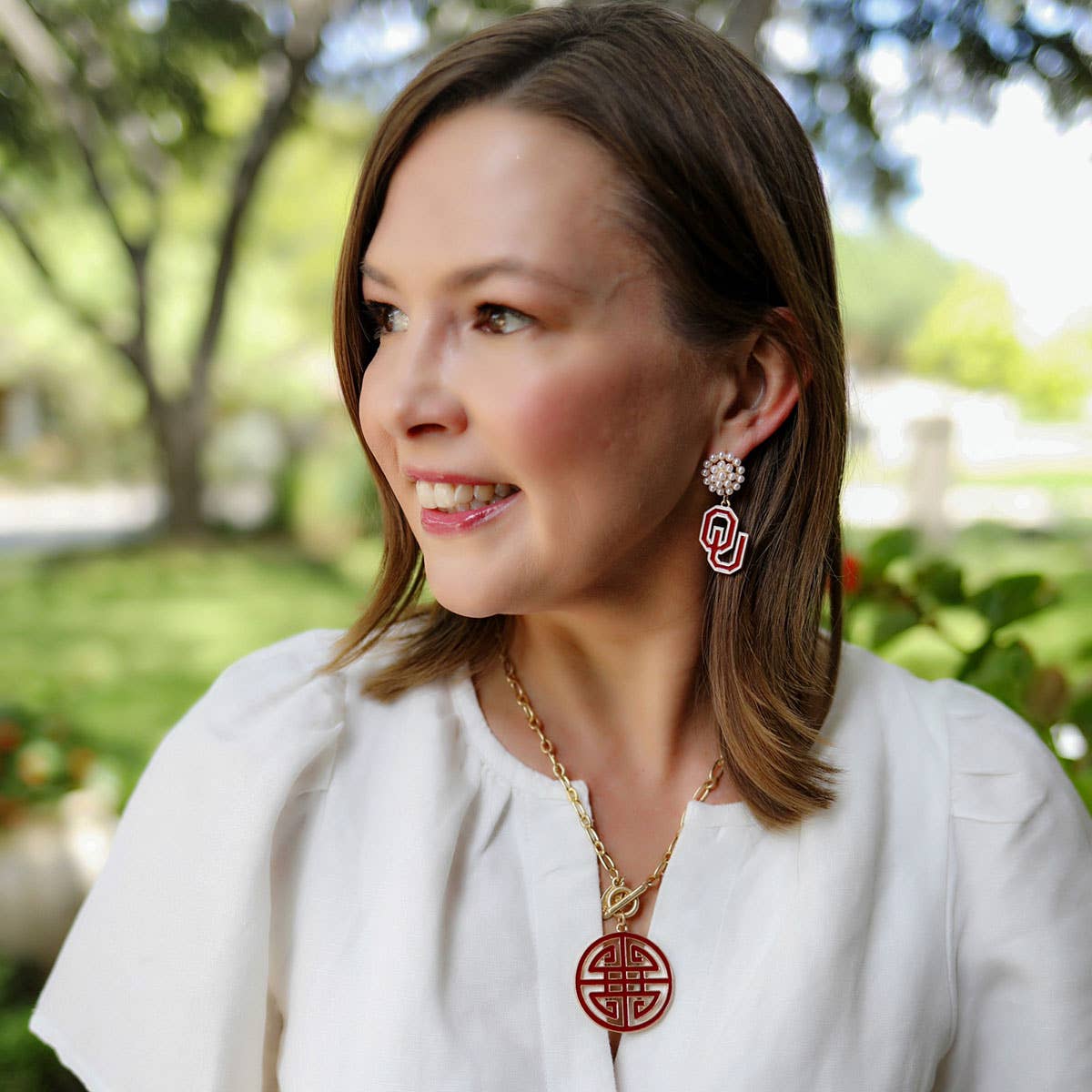 Oklahoma Sooners Pearl Cluster Enamel Drop Earrings in Crims