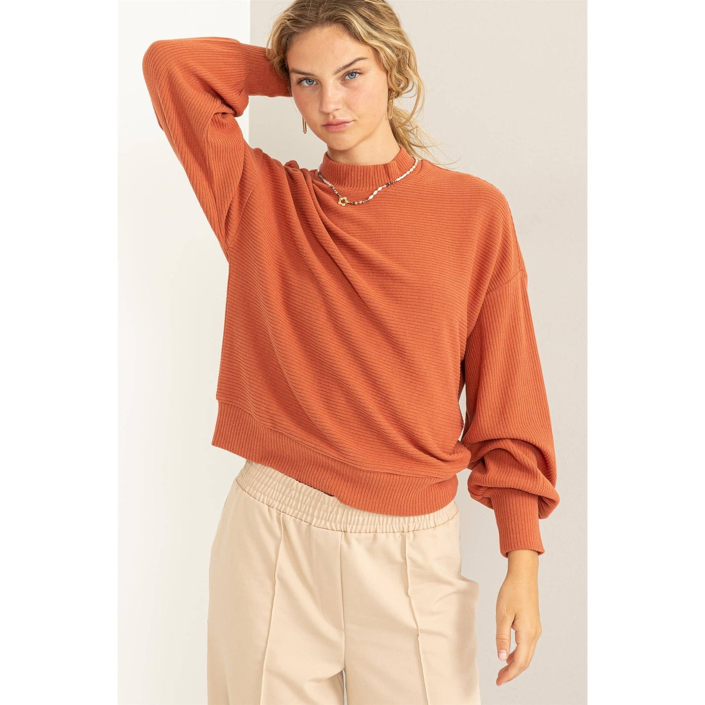 RIBBED BALLOON SLEEVE TOP