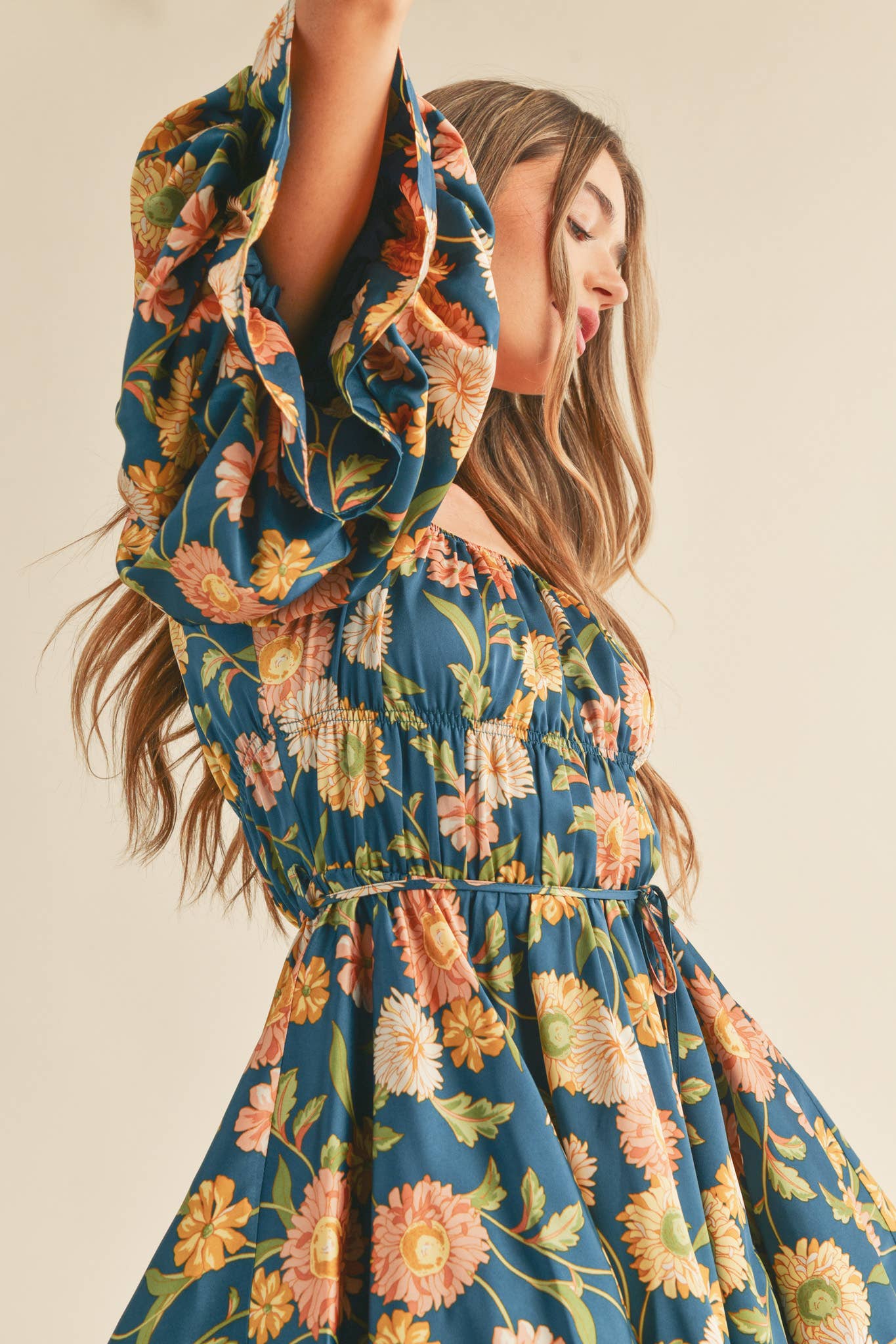 FLORAL PRINT BUBBLE SLEEVE MINI DRESS