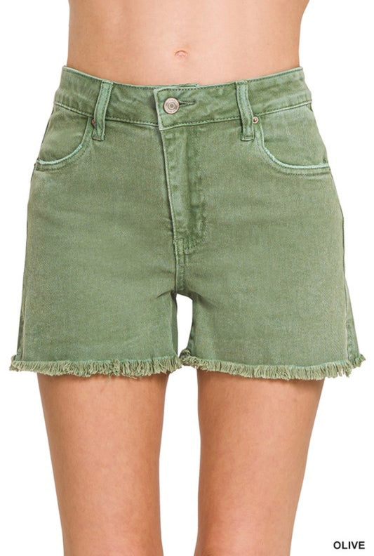 Acid washed frayed shorts