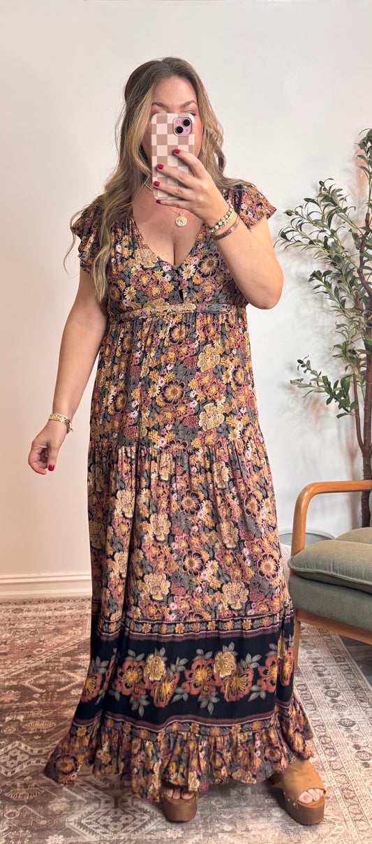 V NECK OPEN BACK FLUTTER SLEEVE MAXI DRESS