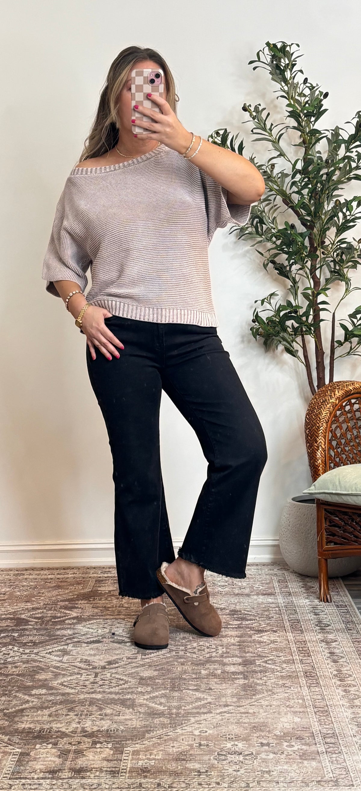 Acid Washed High Waist Frayed Hem Bootcut Pants ( 3color options)