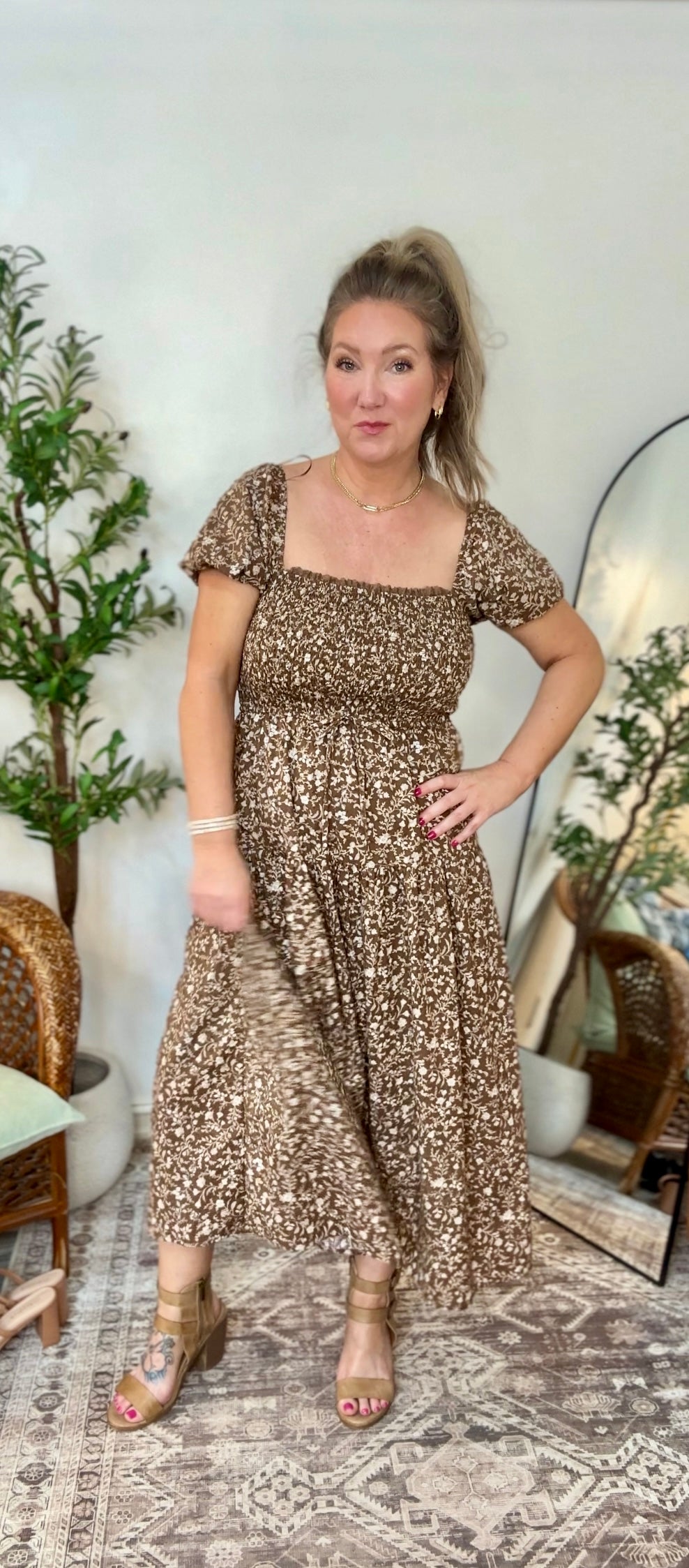 FLORAL PUFF SLEEVE MIDI DRESS (2 colors)