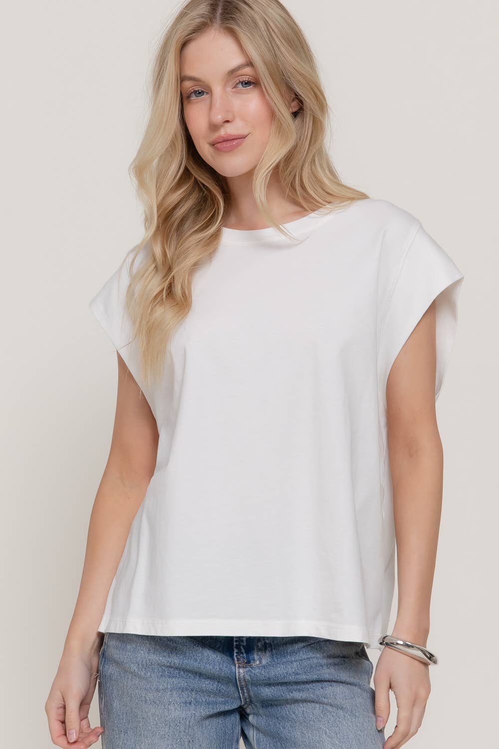 Sleeveless Round Neck T-Shirt
