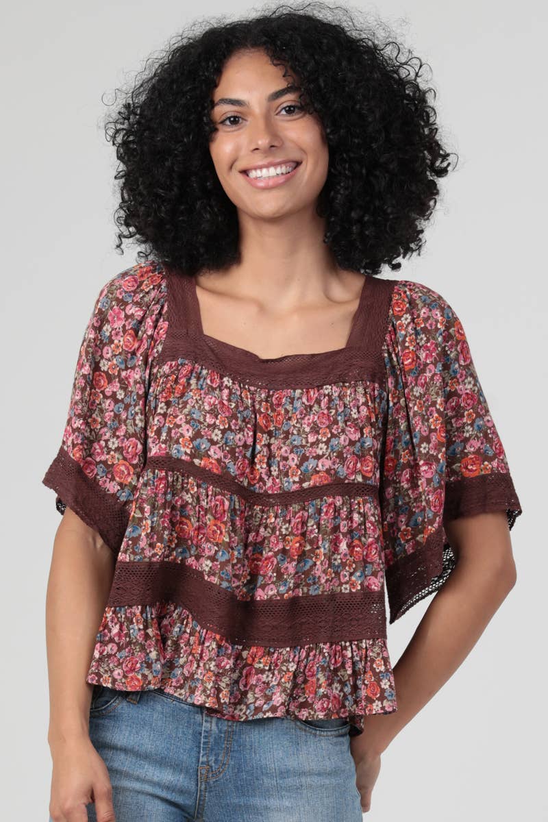 LACE TRIM SQUARE NECK BLOUSE