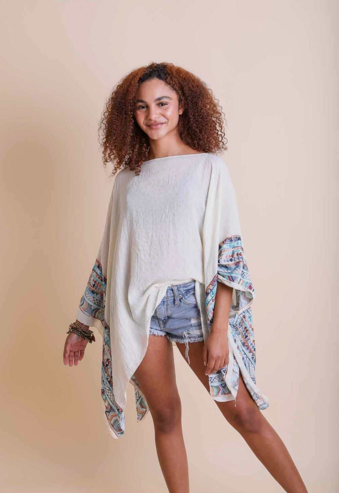 Geometric embroidered sleeve kimono