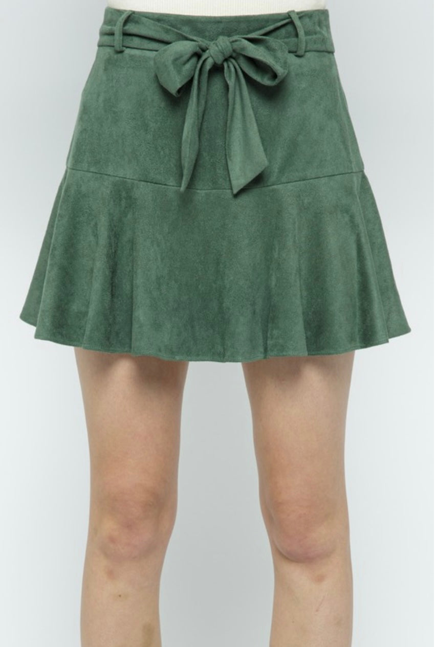 SUEDE RUFFLE MINI SKORT